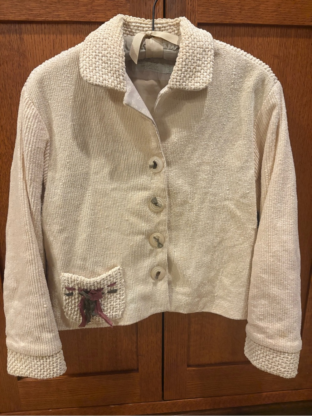 Vintage Taylor G. Corduroy Cream Knit Button-Up Jacket with Textured Collar Med